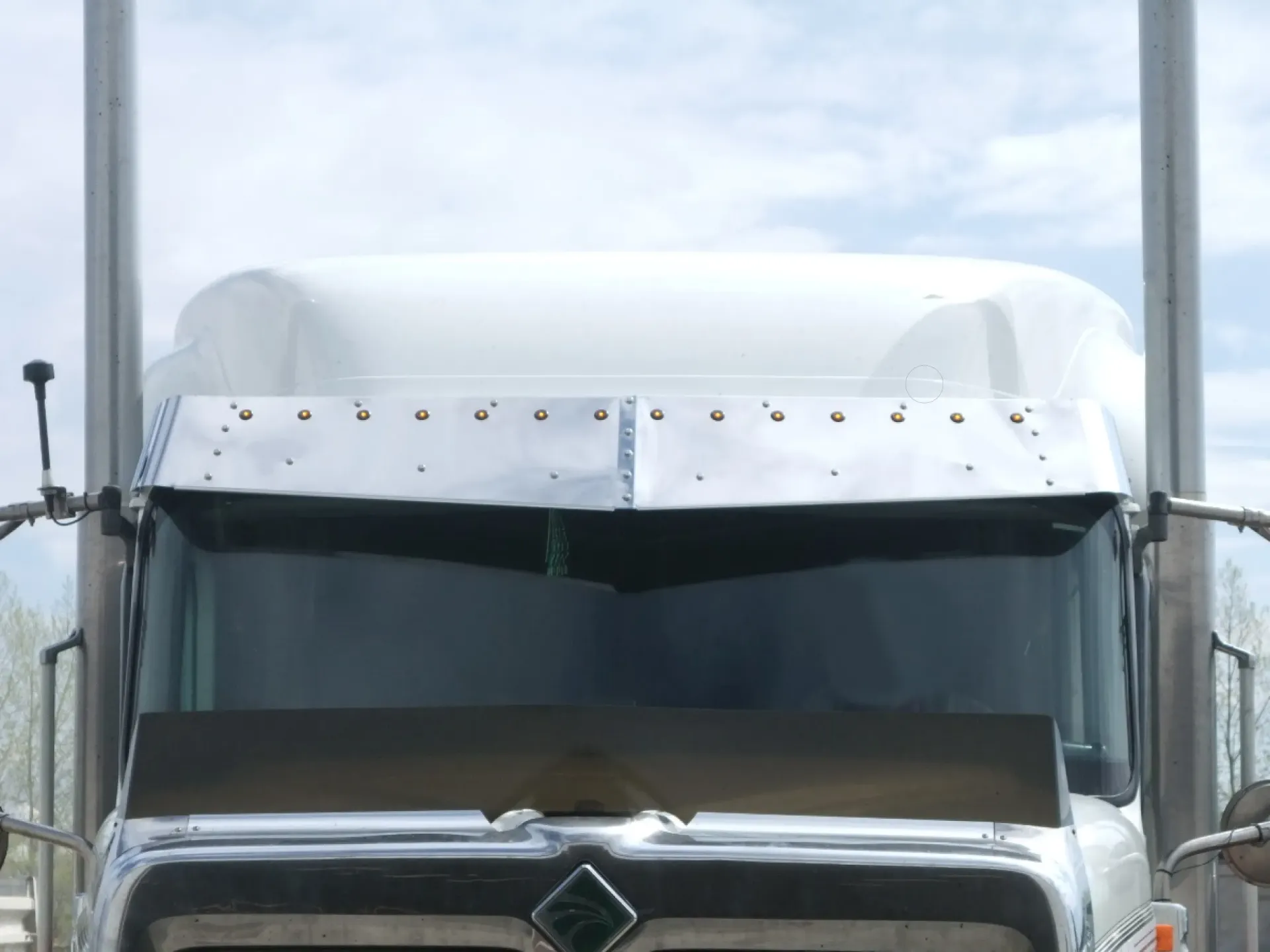 [SLI004327] International V-Style 12" Visors (No Light Holes)