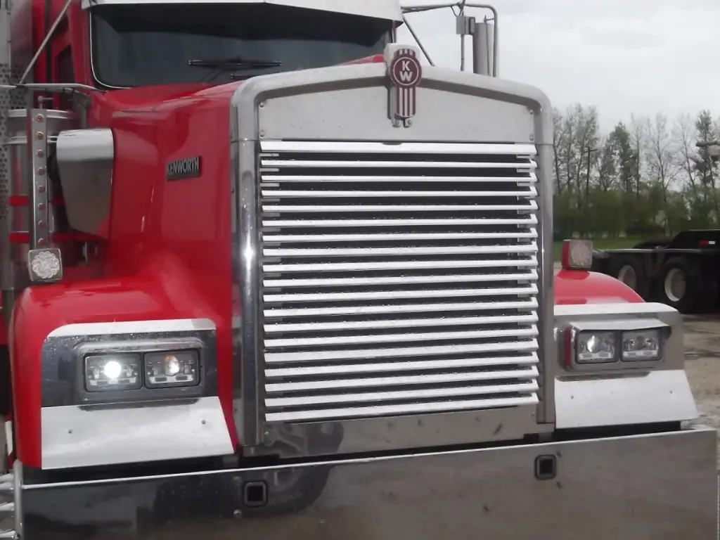 [SLI001313] Kenworth W900L Straight Beveled Grills