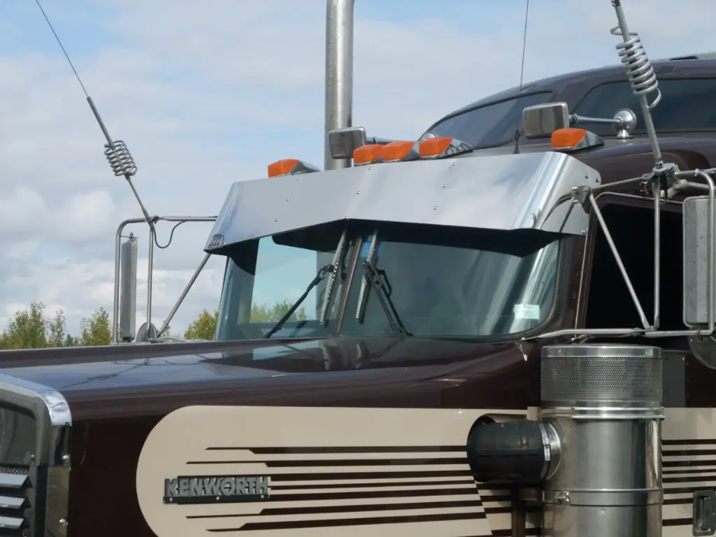 Kenworth Reverse Bow Tie Visors