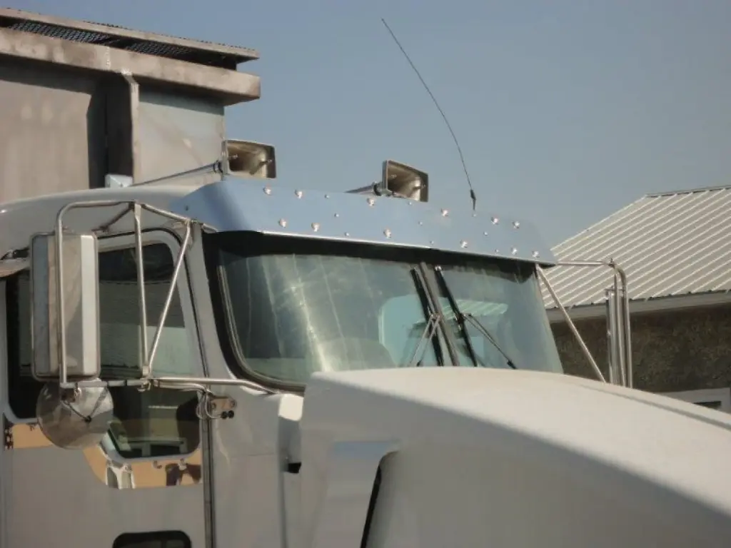 [SLI001697] Kenworth Straight Visors (8", Mirror Mounting Brackets, No Light Holes)